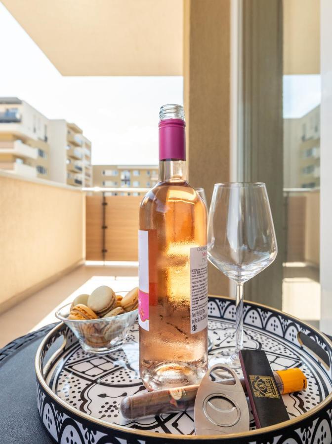 5th Floor Executive With Balcony And Free Parking * Brașov